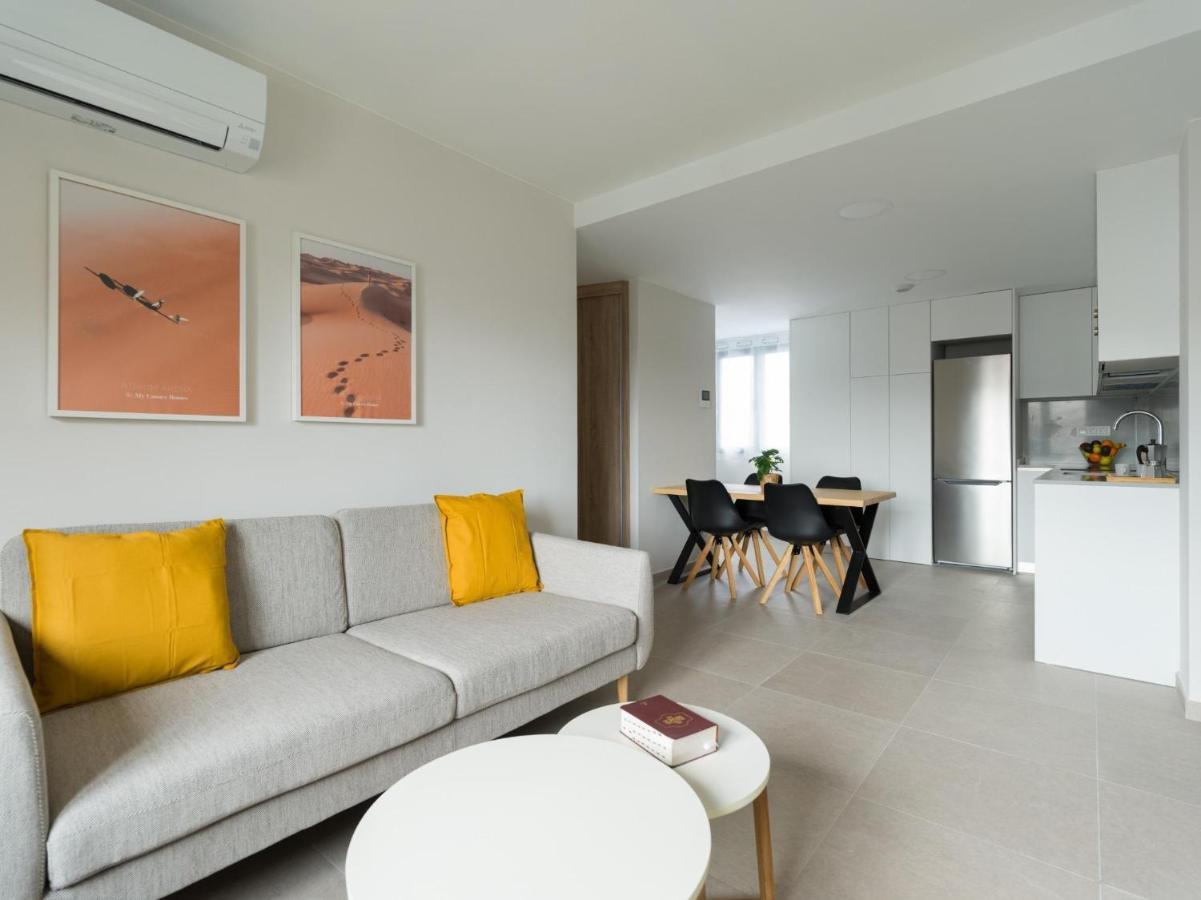 Atrium Building By Mycanaryhomes *