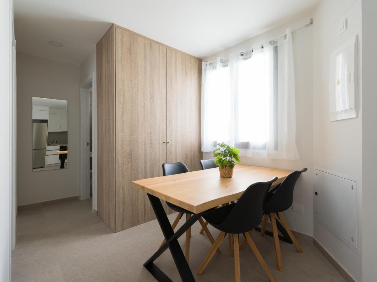 Atrium Building By Mycanaryhomes