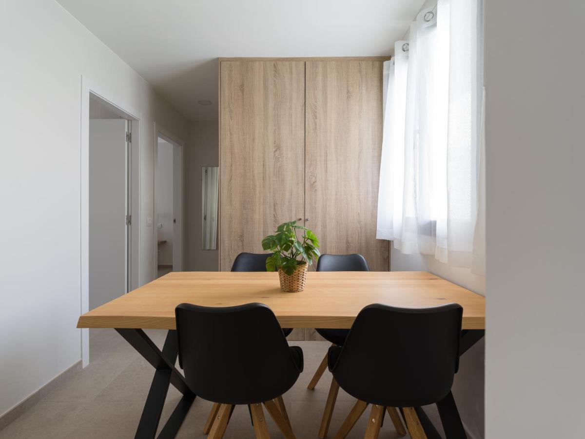 Atrium Building By Mycanaryhomes Apartment